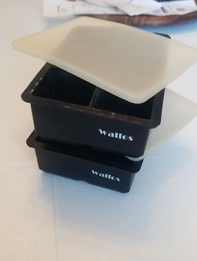 Black Silicone-Lidded Double Mold Baking Cups - Set of 2